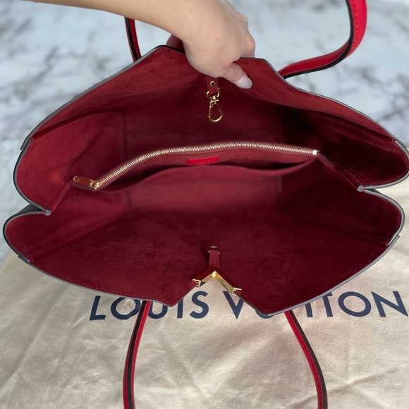 Authentic LV Kimono MM. Purchased at LV boutique in Holt Renfrew, Vancouver, BC. - Picture 7 of 9